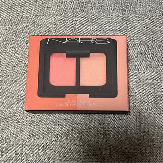 ナーズ(NARS)のブラッシュブロンザーデュオ(チーク)