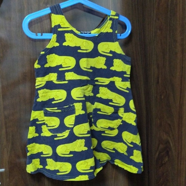 marimekko(マリメッコ)のMarimekko　ワンピース　ライオン柄 キッズ/ベビー/マタニティのキッズ服女の子用(90cm~)(ワンピース)の商品写真