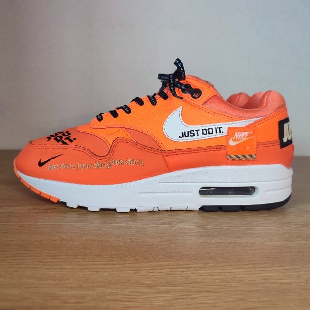 アウトレット 美品 NIKE AIR MAX 1 LX アニバーサリー(30周年記念