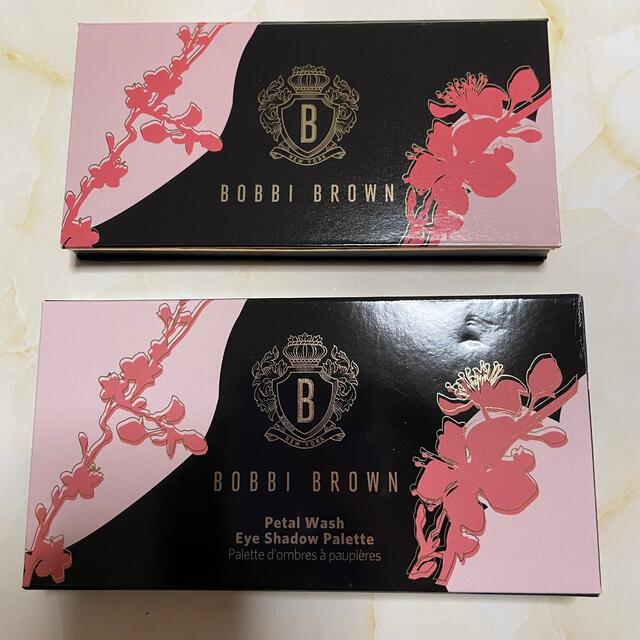 BOBBI BROWN(ボビイブラウン)のボビイブラウン　ペタル ウォッシュ アイシャドウ パレット コスメ/美容のベースメイク/化粧品(アイシャドウ)の商品写真