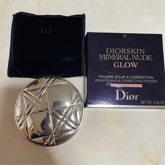 Dior(ディオール)のディオールスキン ミネラル ヌード グロウ パウダー 01ブルーミング ガーデン コスメ/美容のベースメイク/化粧品(フェイスパウダー)の商品写真