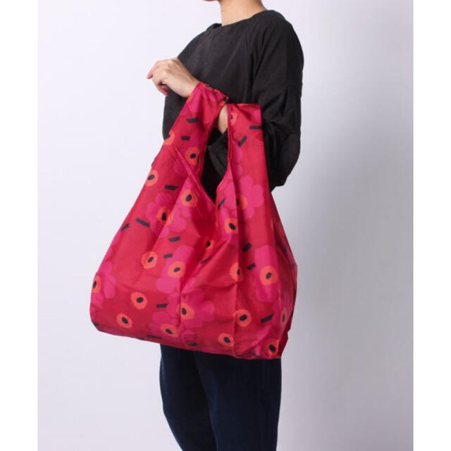 marimekko(マリメッコ)のmarimekko  マリメッコ エコバッグ　スマートバッグ ウニッコ レッド レディースのバッグ(エコバッグ)の商品写真
