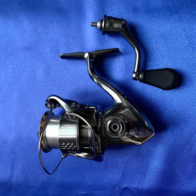 SHIMANO(シマノ)のシマノ　18ステラC2500SHG　☆美品☆　♪匿名配送♪ スポーツ/アウトドアのフィッシング(リール)の商品写真