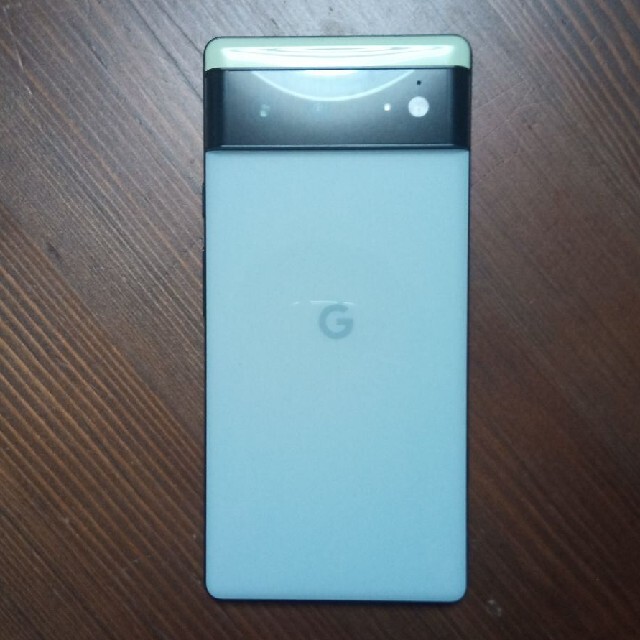 Google Pixel(グーグルピクセル)のPixel6 青色 128GB Sorta Seafoam simフリー 未使用 スマホ/家電/カメラのスマートフォン/携帯電話(携帯電話本体)の商品写真