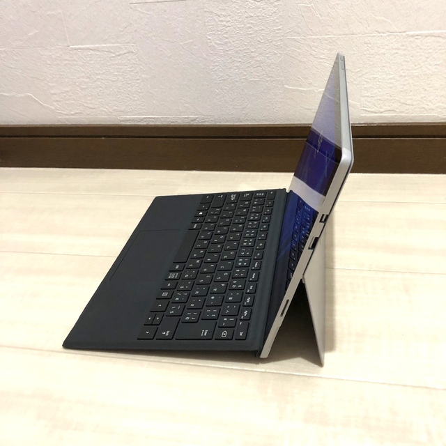 Microsoft(マイクロソフト)の【良品】Surface Pro 5 i5 8GB 256GB Windows11 スマホ/家電/カメラのPC/タブレット(ノートPC)の商品写真