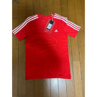 アディダス(adidas)の新品タグ付き　キッズ　アディダス　半袖Tシャツ　男女兼用　赤(Tシャツ/カットソー)