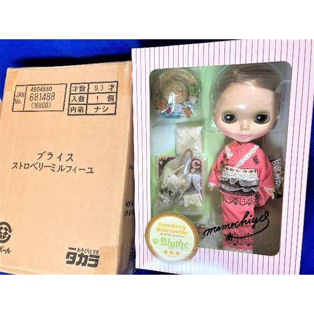 新品・未使用！CWC限定　Blythe　ネオブライス　ストロベリーミルフィーユ♪ エンタメ/ホビーのおもちゃ/ぬいぐるみ(その他)の商品写真