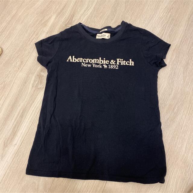 Abercrombie&Fitch(アバクロンビーアンドフィッチ)のアバクロ　Tシャツ　レディース　S レディースのトップス(Tシャツ(半袖/袖なし))の商品写真