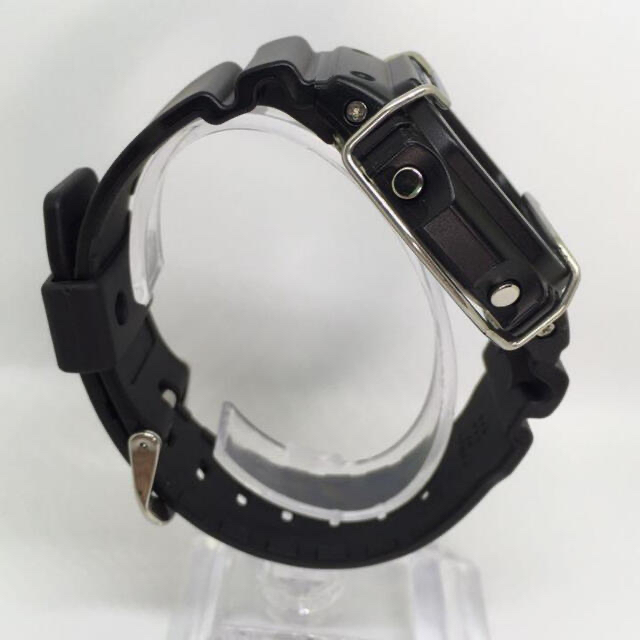 シルバー 銀 バンパー プロテクター DW-5600 系社外 ジーショック メンズの時計(腕時計(デジタル))の商品写真