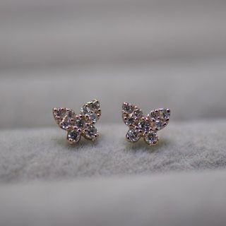 rei様専用　K18PG　0.10ct×2　パピヨン　ダイヤモンドピアス(ピアス)