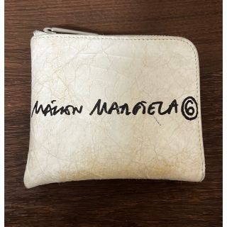 MM6(財布 ・ ホワイト/白色系)のフリマアイテム一覧 MM6(財布 ・ ホワイト/白色系)のフリマアイテム一覧
