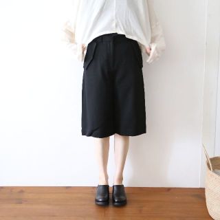 アクネストゥディオズ(Acne Studios)のAcne Studios ハーフウールパンツ/ブラック/34(ハーフパンツ)