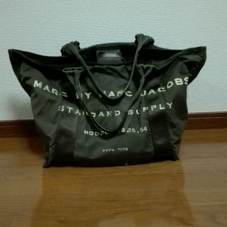 マークバイマークジェイコブス(MARC BY MARC JACOBS)のマークバイマークジェイコブス　トートバッグカーキアーミー古着(トートバッグ)