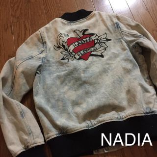 ナディア(NADIA)のNADIA ウォッシュデニム 刺繍ブルゾン(ブルゾン)