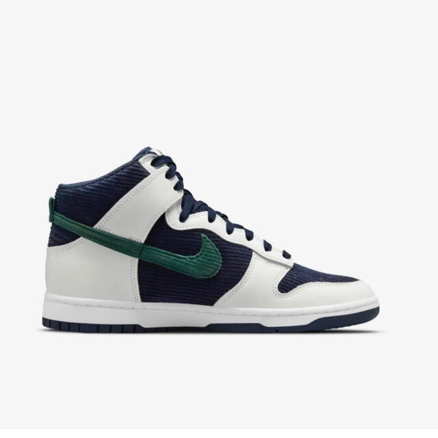 【完売品】Nike Dunk High EMB College Navy