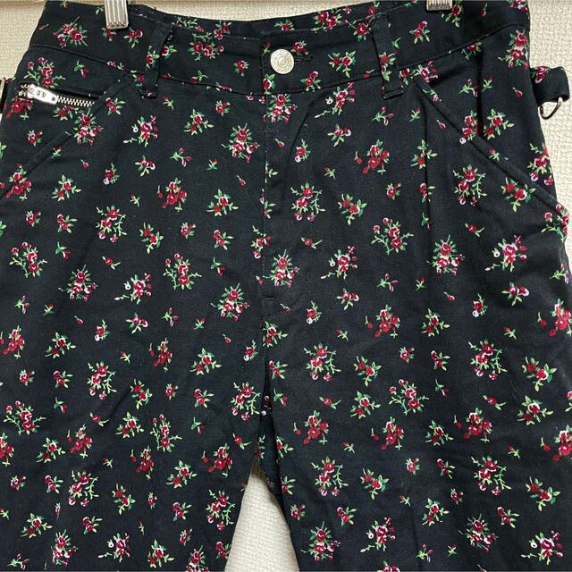 X-girl(エックスガール)のX-girl FLORAL BONDAGE PANTS ボンテージ パンツ 花柄 レディースのパンツ(カジュアルパンツ)の商品写真