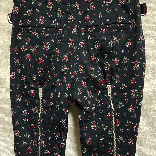 X-girl(エックスガール)のX-girl FLORAL BONDAGE PANTS ボンテージ パンツ 花柄 レディースのパンツ(カジュアルパンツ)の商品写真