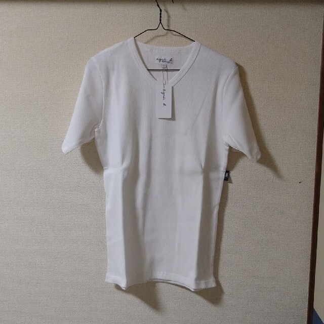 agnes b.(アニエスベー)のagnes b homme Tシャツ Vネック ニット新品未使用品 Lサイズ メンズのトップス(Tシャツ/カットソー(半袖/袖なし))の商品写真