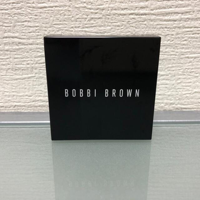 BOBBI BROWN(ボビイブラウン)のBOBBI BLOWN ハイライト ミニサイズ 01ピンクグロウ コスメ/美容のベースメイク/化粧品(フェイスカラー)の商品写真