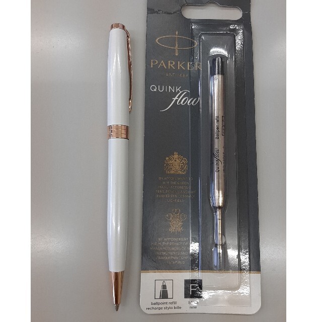 Parker(パーカー)のパーカー　ボールペン　替芯付 インテリア/住まい/日用品の文房具(ペン/マーカー)の商品写真