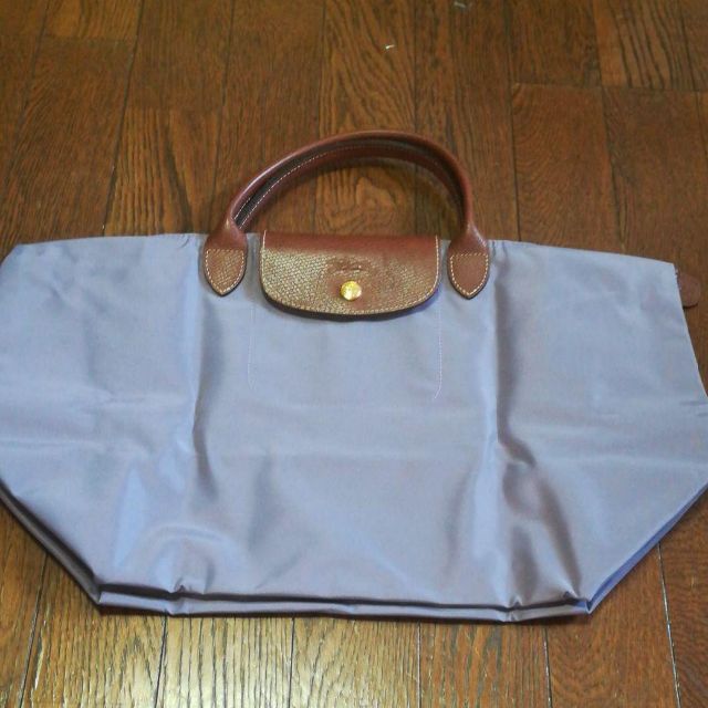 LONGCHAMP(ロンシャン)の4S 超美品　ロンシャン　LONGCHAMP　ナイロン　折畳み可　薄紫 レディースのバッグ(トートバッグ)の商品写真
