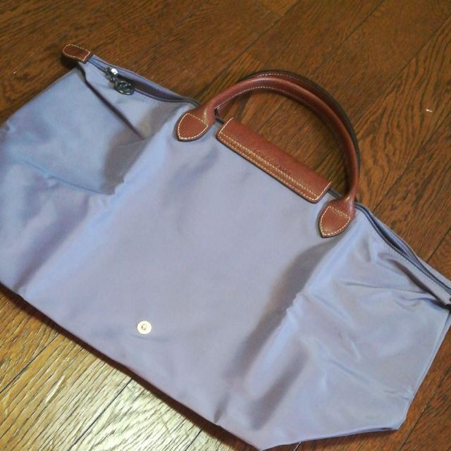 LONGCHAMP(ロンシャン)の4S 超美品　ロンシャン　LONGCHAMP　ナイロン　折畳み可　薄紫 レディースのバッグ(トートバッグ)の商品写真