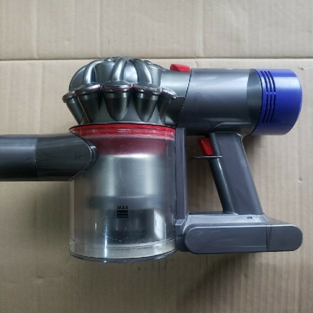 Dyson(ダイソン)のダイソン V7  SV11約30分稼働バッテリー付 スマホ/家電/カメラの生活家電(掃除機)の商品写真