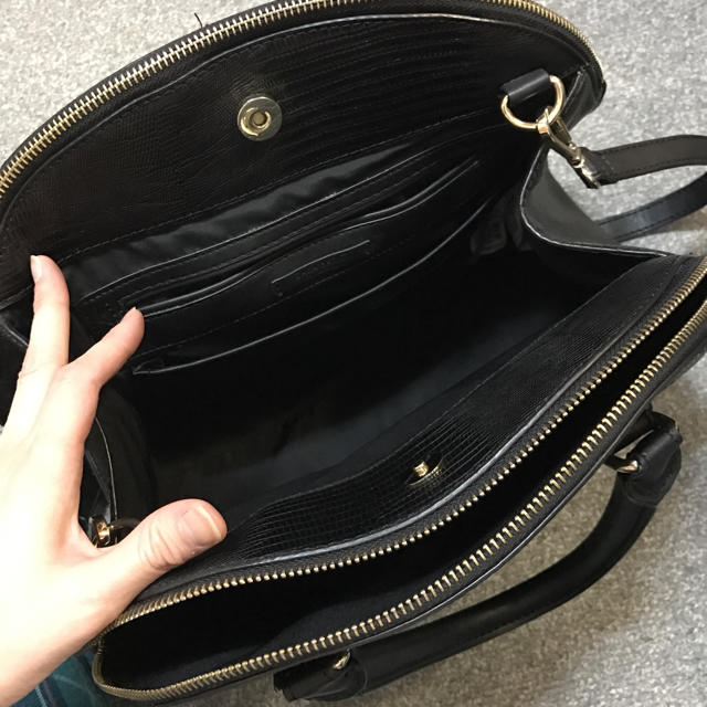 ZARA(ザラ)のZARA★レザーバッグ レディースのバッグ(トートバッグ)の商品写真