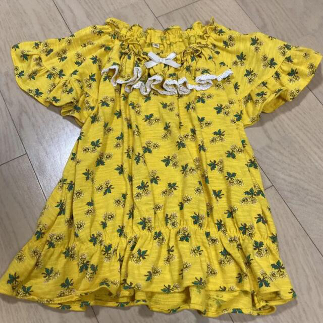 西松屋(ニシマツヤ)のトップス未使用✳︎130cm セットアップ キッズ/ベビー/マタニティのキッズ服女の子用(90cm~)(Tシャツ/カットソー)の商品写真