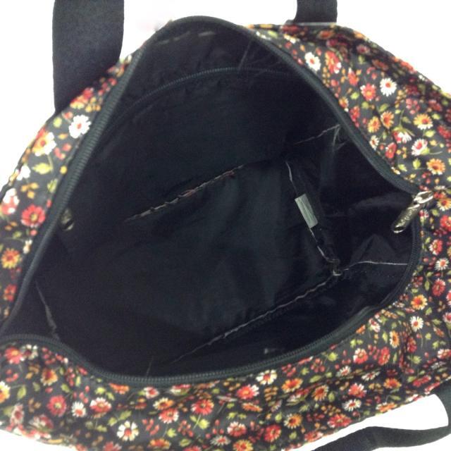 LeSportsac(レスポートサック)のレスポートサック ハンドバッグ - 花柄 レディースのバッグ(ハンドバッグ)の商品写真