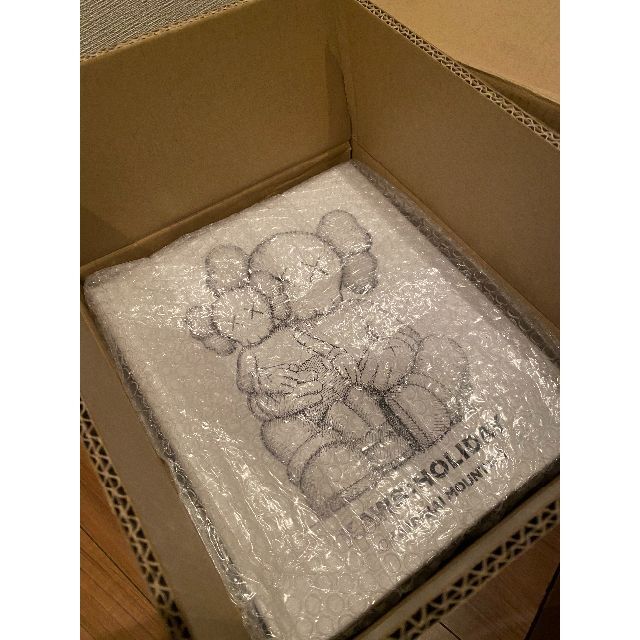 MEDICOM TOY(メディコムトイ)の2体セット kaws holiday Changbai Mountain エンタメ/ホビーのフィギュア(その他)の商品写真