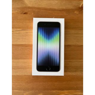 アイフォーン(iPhone)のiPhone SE3 128GB スターライト　(スマートフォン本体)