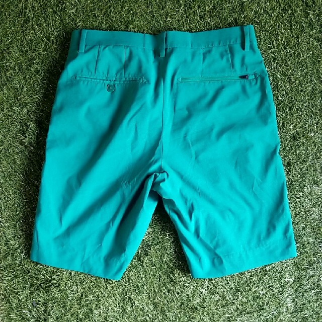 ユニクロ　ハーフパンツ　メンズ　Sサイズ　緑　グリーン メンズのパンツ(ショートパンツ)の商品写真