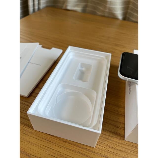 iPhone XR 64GB ホワイト　美品 7