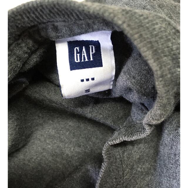 GAP(ギャップ)の【アメリカ合衆国インポート物古着】GAP 長袖Tシャツ（メンズSサイズ・グレー） メンズのトップス(Tシャツ/カットソー(七分/長袖))の商品写真