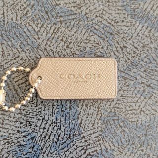 コーチ(COACH)の月末売り切りお値下げCOACHキーホルダーグレー(キーホルダー)