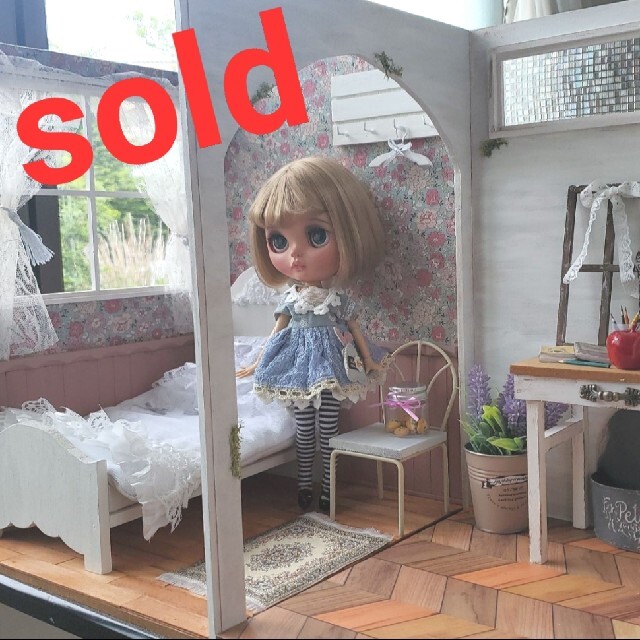 SOLD★アンティークなドアのお部屋♡ブライス