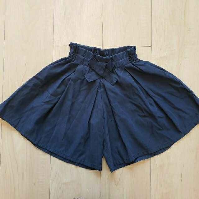 AEON(イオン)の２点セット  半袖  キュロット 100cm キッズ/ベビー/マタニティのキッズ服女の子用(90cm~)(Tシャツ/カットソー)の商品写真