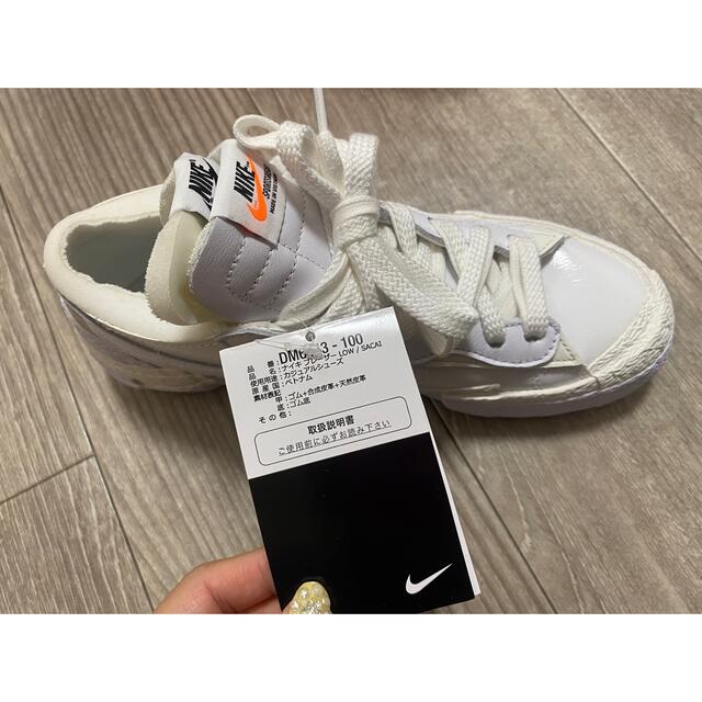 sacai(サカイ)のsacai×Nike Blazer Low ホワイトパテントレザー　23.5  メンズの靴/シューズ(スニーカー)の商品写真