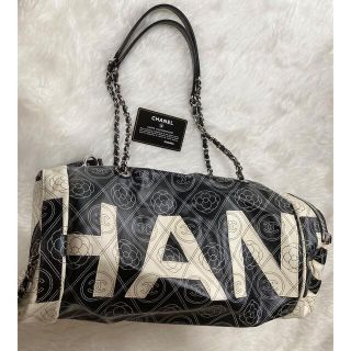 シャネル(CHANEL)のシャネル❤️カメリア ボーリング バッグ(ボストンバッグ)