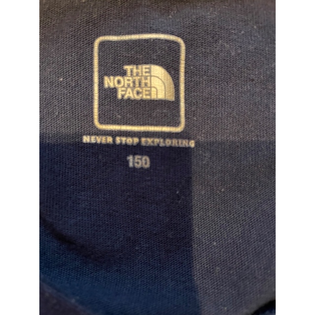 THE NORTH FACE(ザノースフェイス)のノースフェイス Tシャツ 150 ユニセックス キッズ キッズ/ベビー/マタニティのキッズ服男の子用(90cm~)(Tシャツ/カットソー)の商品写真