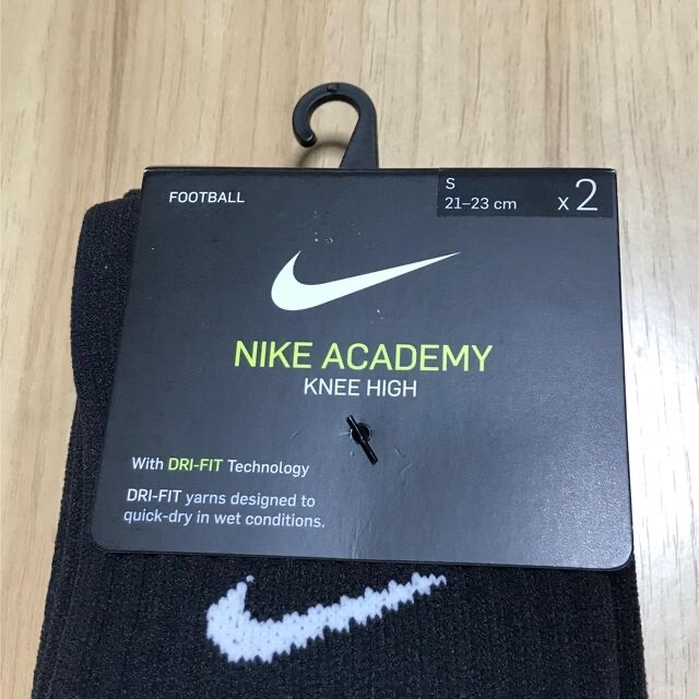 no3(Number Three)(ナンバースリー)の新品  ナイキ　NIKE  サッカーソックス  ２１〜２３cm‼２足セット‼ スポーツ/アウトドアのサッカー/フットサル(ウェア)の商品写真