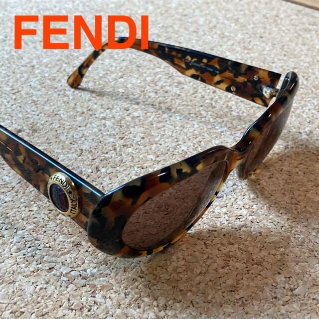 FENDI サングラス