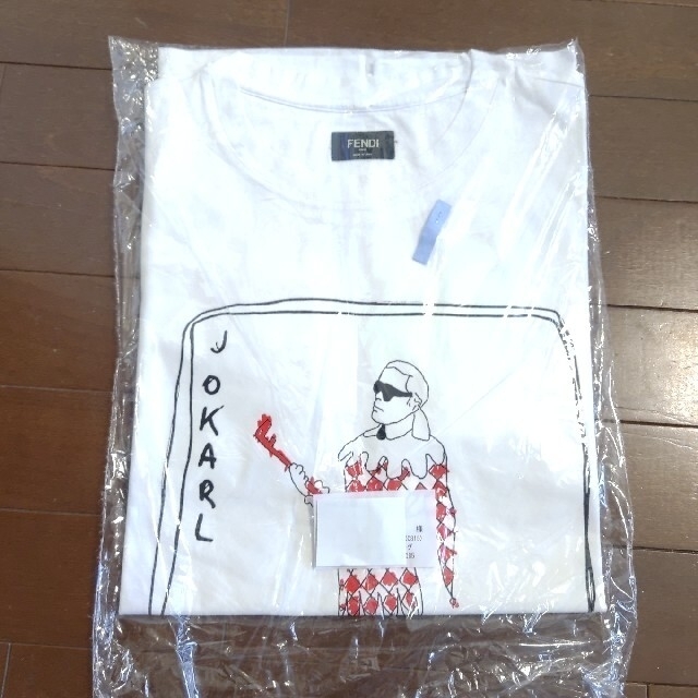 Tシャツ/カットソー(半袖/袖なし)超美品　FENDI　カールラガーフェルド　ロンT　Tシャツ