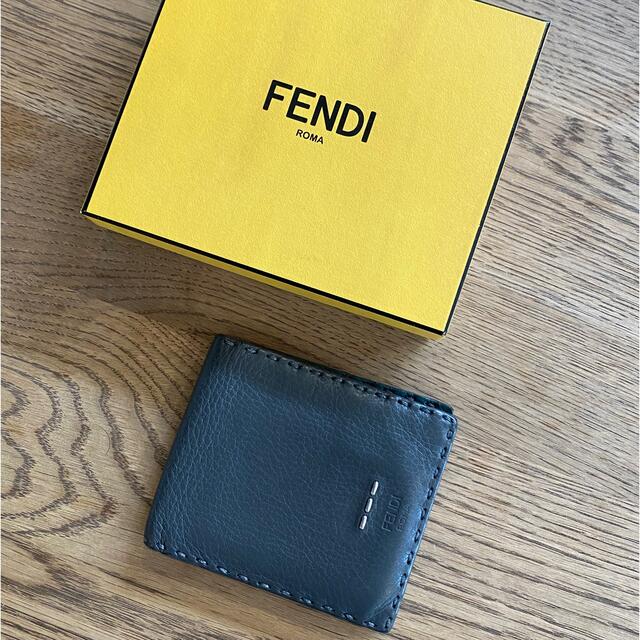 FENDI(フェンディ)のFENDI メンズ　財布 メンズのファッション小物(折り財布)の商品写真