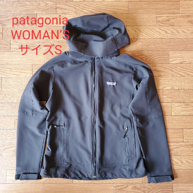 patagonia(パタゴニア)のWOMAN’S サイズS patagonia ブラック RN 51884 レディースのジャケット/アウター(ナイロンジャケット)の商品写真