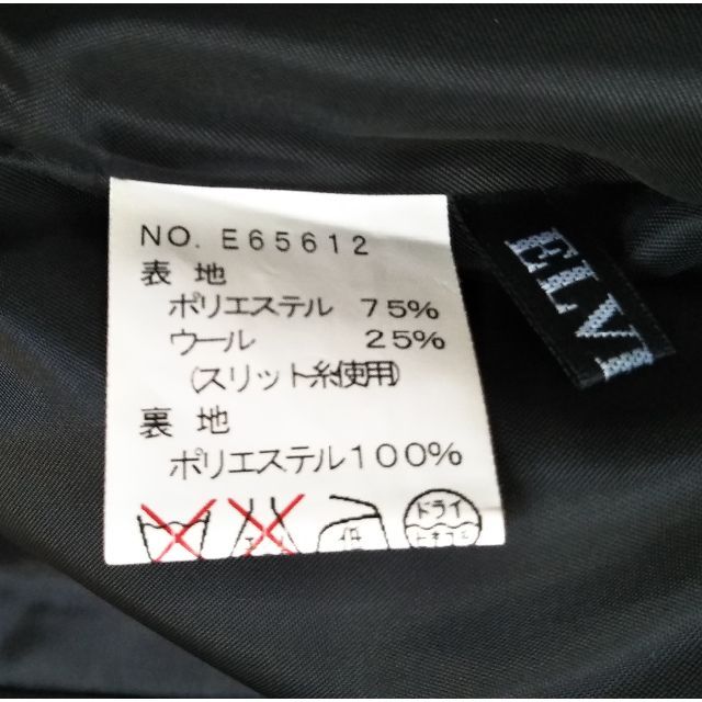 ジャケット Mサイズ レディース 黒ラメ 未使用品 レディースのジャケット/アウター(テーラードジャケット)の商品写真