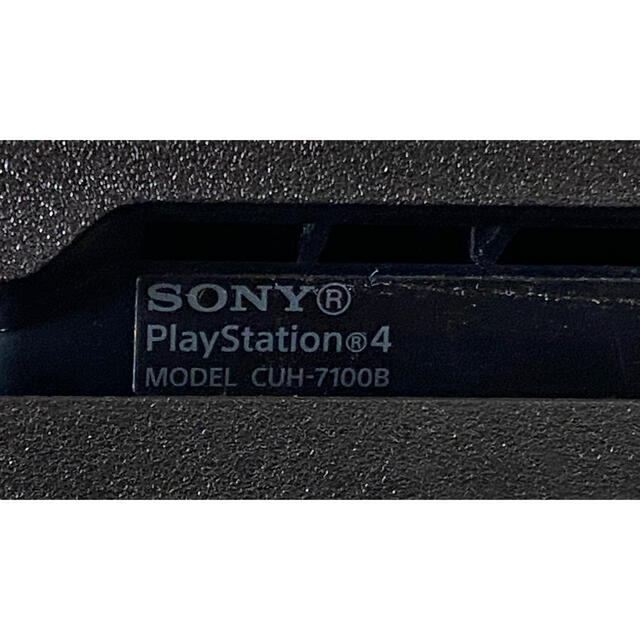 PlayStation4(プレイステーション4)のSONY PlayStation4 Pro 本体 SSD換装済 エンタメ/ホビーのゲームソフト/ゲーム機本体(家庭用ゲーム機本体)の商品写真