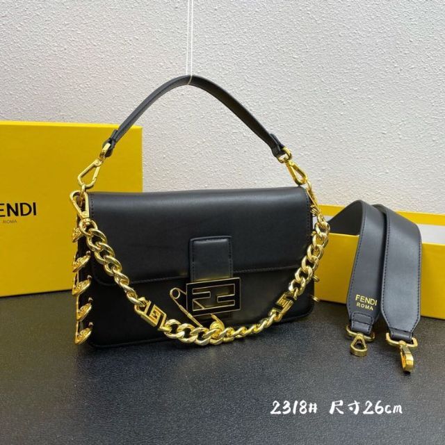 FENDI - 値下げ ♡新品♡ バゲット ブローチ フェンダーチェ ブラック