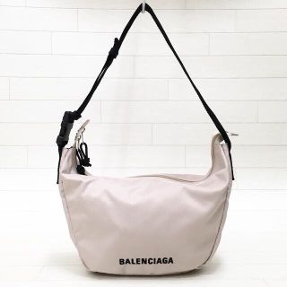 バレンシアガ(Balenciaga)の☆美品・シリアル付☆BALENCIAGA ロゴ ナイロンショルダーバッグ(ショルダーバッグ)